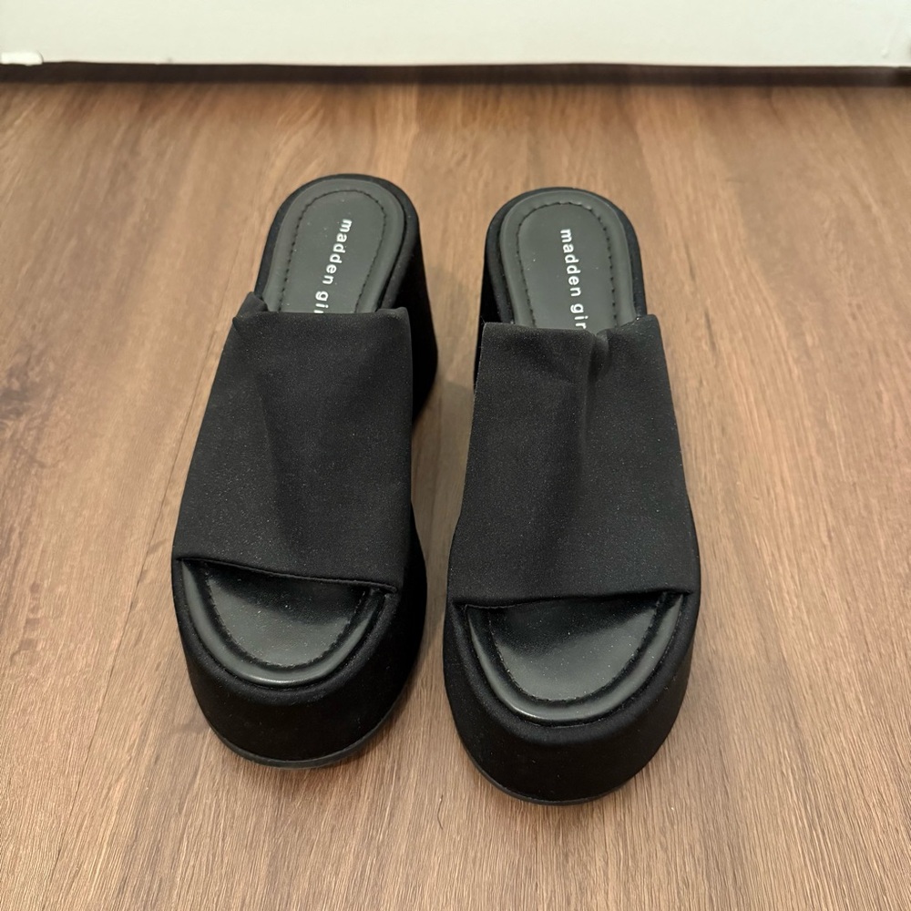 Madden Girl Black Tall Platform Slide Sandals